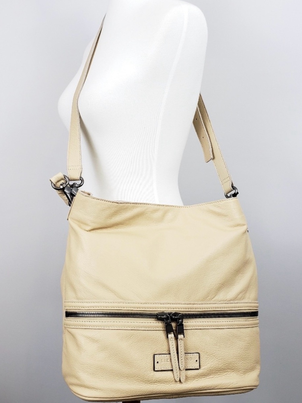 ๐๏ธ Liebeskind Soft Leather Fenja Hobo Satchel/Crossbody - Picture 3 of 9
